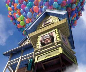 Puzle Carl Fredricksen acenando da janela de sua casa voadora