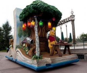 Puzle Carro Alegórico Ursinho Puff ou Ursinho Pooh - Disneyland Paris -