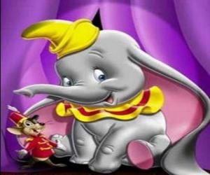 Puzle Dumbo e seu amigo, o rato Timóteo, no espetáculo do circo com as suas fardas de trabalho