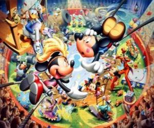 Puzle Mickey Mouse e amigos em um espetáculo de circo