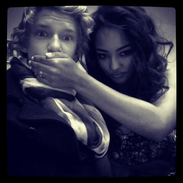 Cody Simpson, cantor pop australiano puzzle
