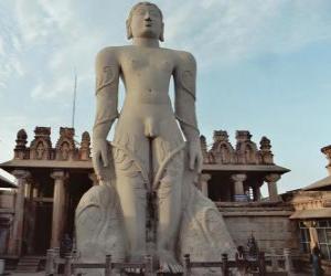 Puzle A estátua de Bahubali, também conhecido como Gommateshvara, no Templo Jain de Shravanabelagola, Índia