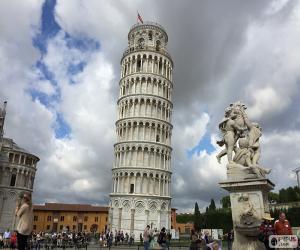 Puzle A Torre de Pisa, Itália