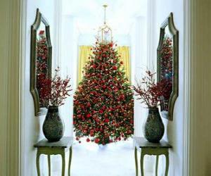Puzle Árvore de Natal com muitas decorações