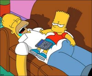 Puzle Bart senta na barriga de Homer