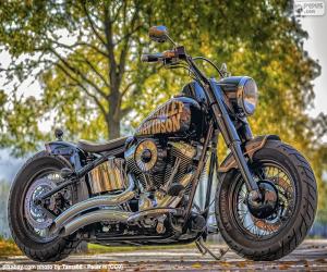 Puzle Bela Harley-Davidson