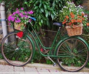 Puzle Bicicleta com cestas cheias de flores