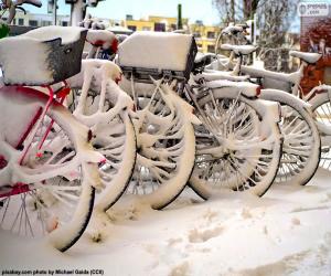 Puzle Bicicletas no inverno