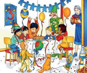 Puzle Caillou com os amigos em seu aniversário