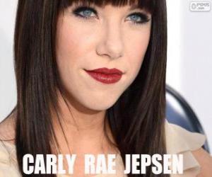 Puzle Carly Rae Jepsen é uma cantora e compositora canadense