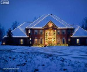 Puzle Casa decorada com enfeites de Natal