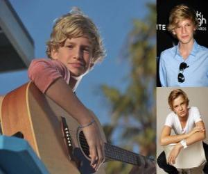 Puzle Cody Simpson é uma cantora pop australiana.