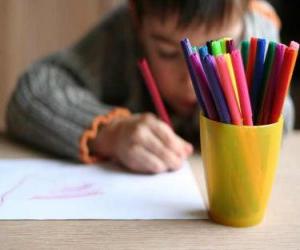 Puzle Criança fazer um desenho