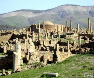 Puzle Djémila o maior número de ruínas romanas a Norte de África, Argélia
