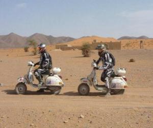 Puzle Dois aventureiros em uma motocicleta