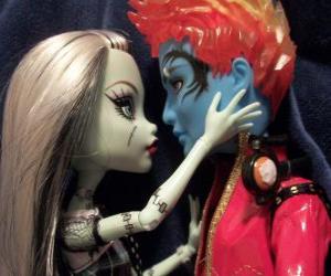 Puzle Frankie Stein e Hold Hyde, casal de Monster High