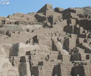 Puzle Huaca Pucllana, Lima, Peru