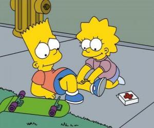 Puzle Lisa Simpsons curar seu irmão Brat depois de cair em um skate