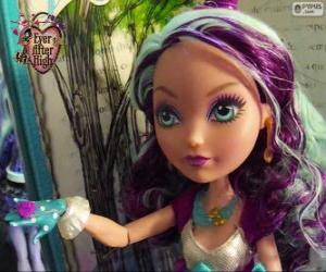 Puzle Madeline Hatter, estudante de Ever After High