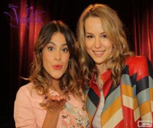 Puzle Martina Stoessel e Bridgit Mendler