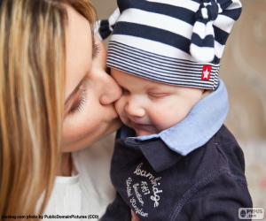 Puzle Mãe beijando seu bebê