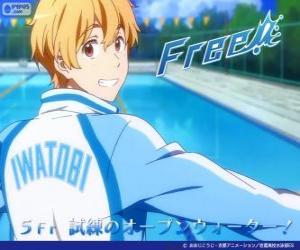 Puzle Nagisa com o agasalho do clube de natação Iwatobi