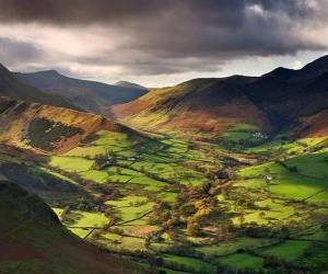 Puzle Newlands Valley, Cumbria, na Inglaterra