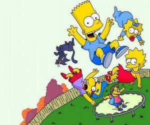 Puzle Os irmãos Simpson com amigos Milhouse e Nelson salta sobre um trampolim