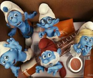 Puzle Os Smurfs assustado dentro de uma caixa - Os Smurfs, filme -