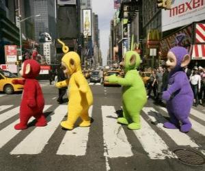 Puzle Po, Laa-Laa, Dipsy e Tinky-Winky de atravessar uma rua