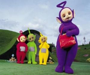 Puzle Po, Laa-Laa, Dipsy e Tinky Winky, com o seu saco vermelho na frente de sua casa