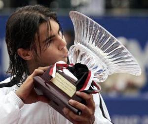 Puzle Rafa Nadal com um troféu