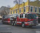 Caminhão de bombeiros americano