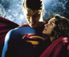 Superman com Lois Lane, repórter e o seu verdadeiro e grande amor