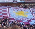 Bandeira do Aston Villa Football Club é grená e azul com o escudo no centro