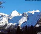 O Monte Branco é uma montanha granitica dos Alpes, o ponto mais alto da União Europeia, com 4.810 m