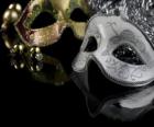 Máscaras para o celebração do Ano Novo