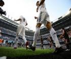 Cristiano Ronaldo e Kaká deixar o campo