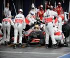 Lewis Hamilton no pit stop de Melbourne - McLaren - 2010