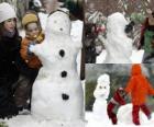 Crianças brincando com um boneco de neve