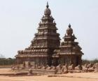 O Templo da Costa está localizado na Baía de Bengala e é construída de blocos de granito, Mahabalipuram, Índia