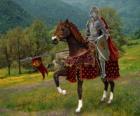 Cavaleiro com armadura e capacete e com a sua lança pronta montado em seu cavalo