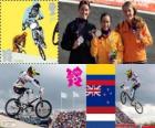 Pódio ciclismo BMX feminino, Mariana Pajón (Colômbia), Sarah Walker (Nova Zelândia) e Laura Smulders (Holanda), Londres 2012