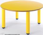 Mesa redonda e amarela