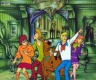 Scooby Doo e sua turma de amigos estão com medo