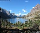 Lago, montanhas rochosas