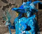 Trajes azul