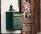 Caixa de correio privada verde