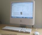 O iMac G5 integra a CPU por trás de sua tela TFT, sendo um computador muito compacto. Foi fabricado a partir de 2004 a 2006