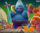 Vários dos personagens do do filme de animação Trolls